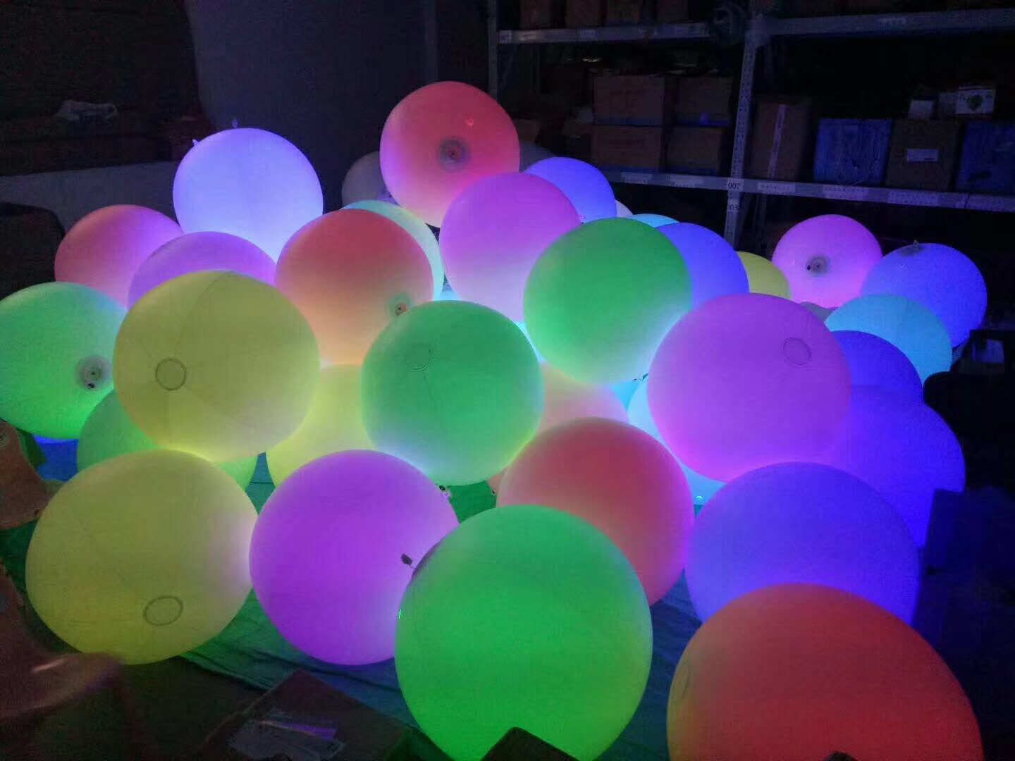 LED opblaasbare kleurrijke aan - Led Balloon Light recensie en prijs